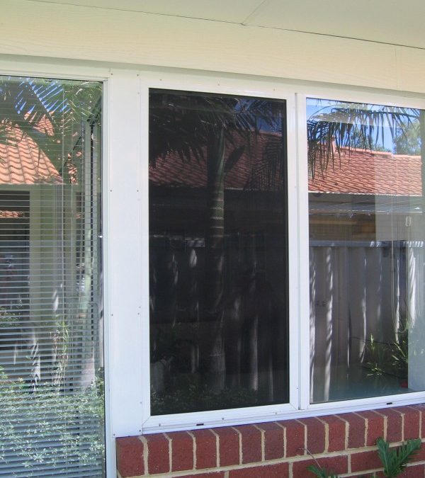 What to Know Before You Invest in a Security Screen